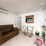 Exclusive Francy's In Garden City, Sant'eugenio アパート *