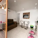 アパート Exclusive Francy's In Garden City, Sant'eugenio