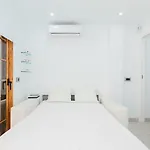 Exclusive Francy's In Garden City, Sant'eugenio * アデヘ